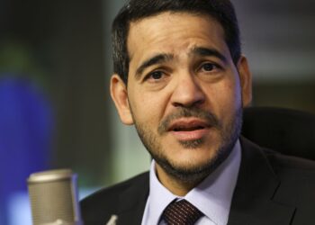 Lula diz que vai indicar novamente Messias ao STF