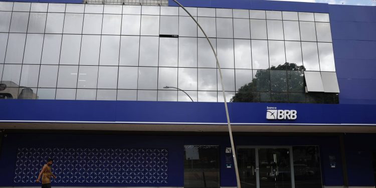 S&P rebaixa nota de crédito do BRB – 05/06/2026 – Economia