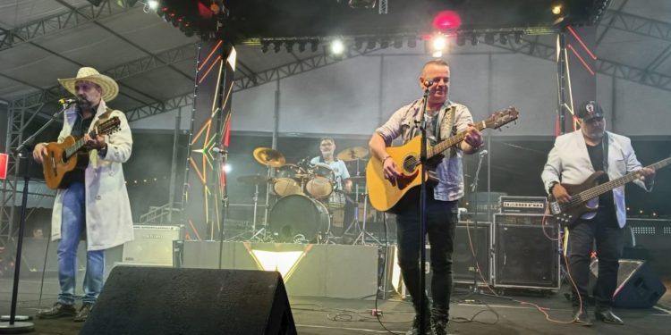 FOTOS: 3ª noite da Festa do Peão de Americana 2026